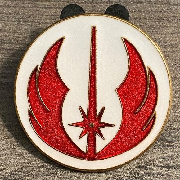 Disney Park 2010 Jedi Symbol Red Star Wars Emblem -Jedi Order Symbol Trading Pin - Picture 1 of 3